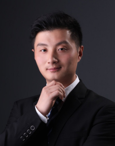 陈思佳 - 上海交通大学致远学院